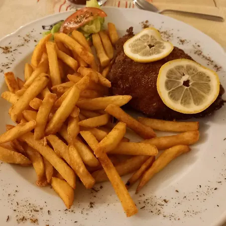 Gasthof Wollröder Krug Guxhagen