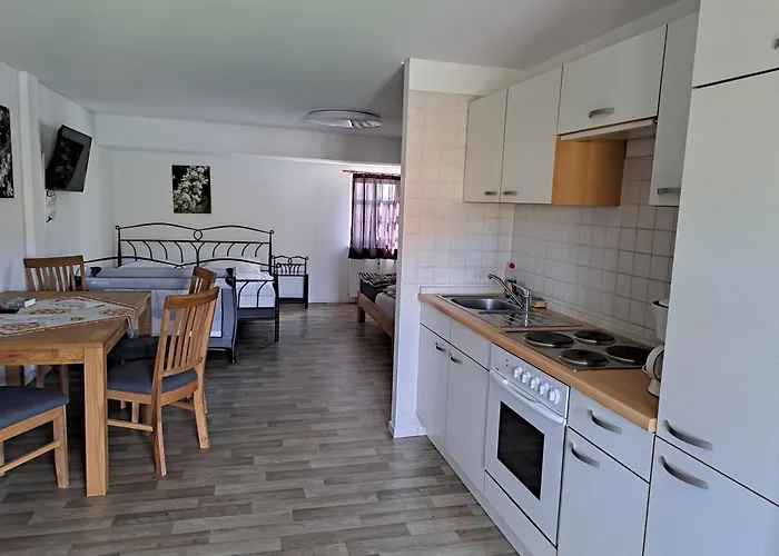 Wollroeder Krug Estalagem *